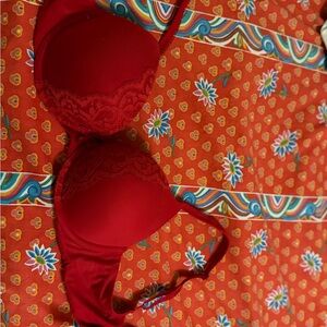 Push up bra Victoria secret 32D